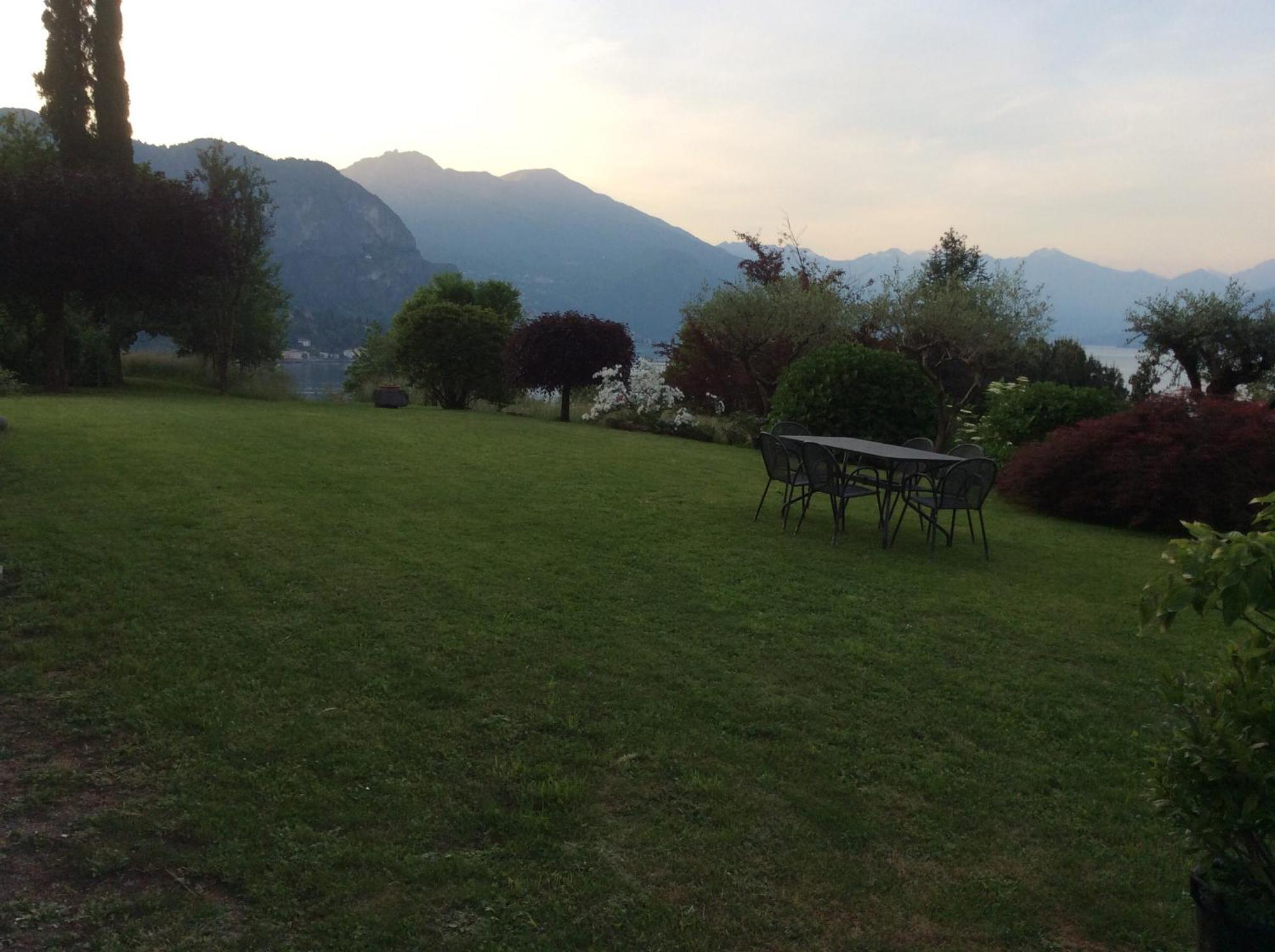 Casa Del Faggio Rosso Lägenhet Bellagio Exteriör bild