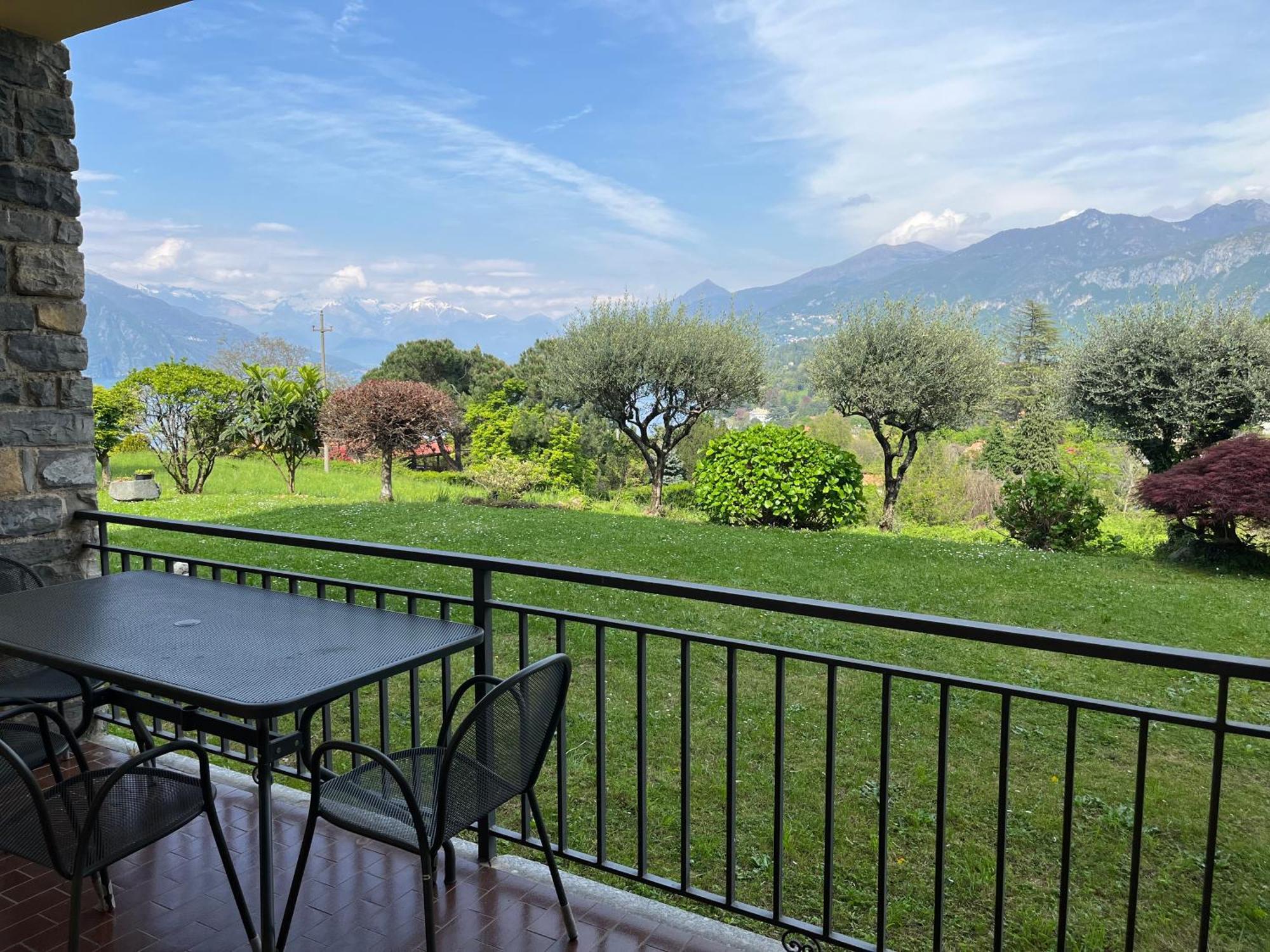 Casa Del Faggio Rosso Lägenhet Bellagio Exteriör bild